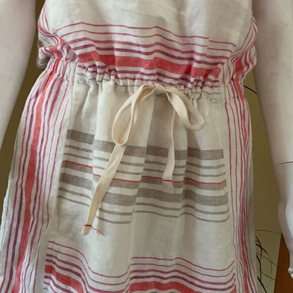 LoftĀ MāLinenāOneāPieceāDress - Picture 3 of 6
